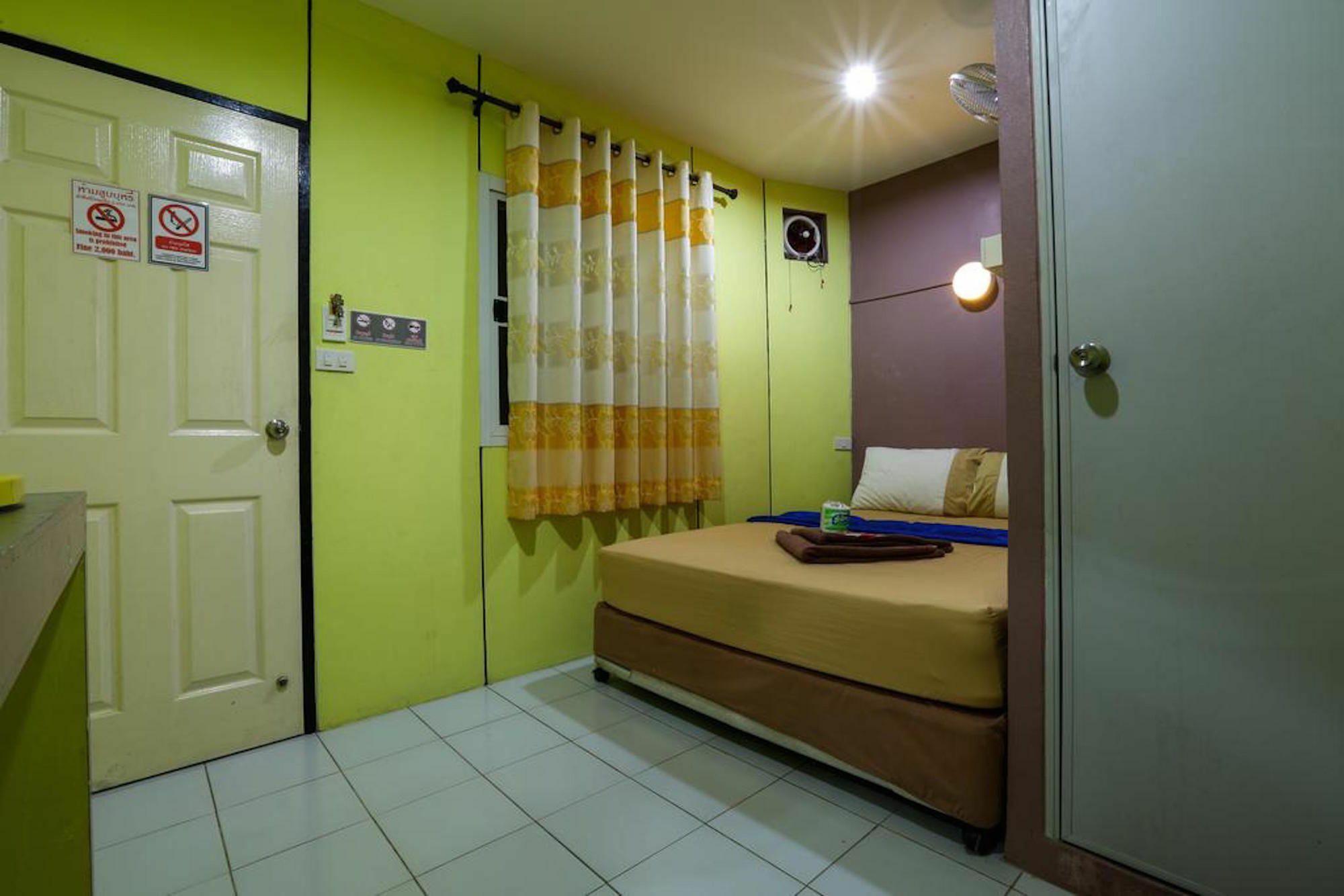 Mania Guesthouse Ko Tao Buitenkant foto