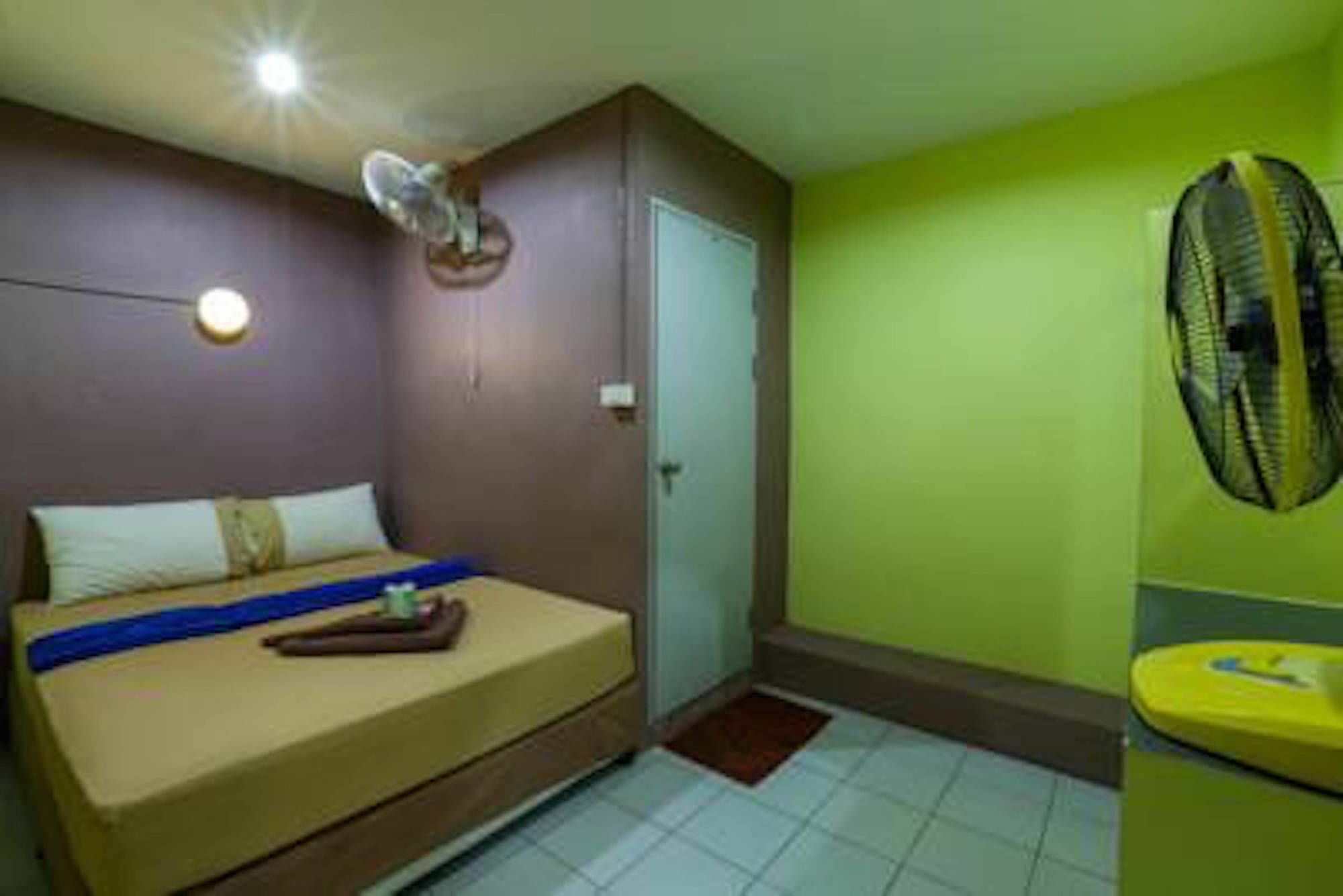 Mania Guesthouse Ko Tao Buitenkant foto