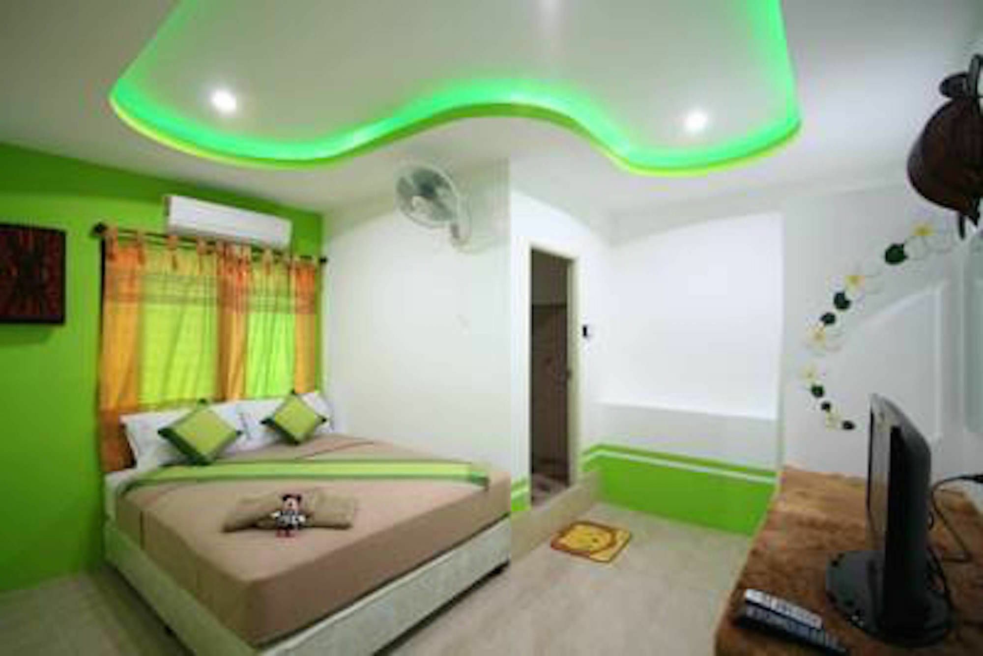 Mania Guesthouse Ko Tao Buitenkant foto